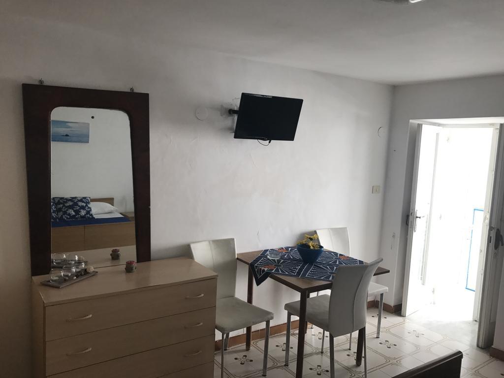 Scala Blu - Immobilevante Ponza Exteriér fotografie